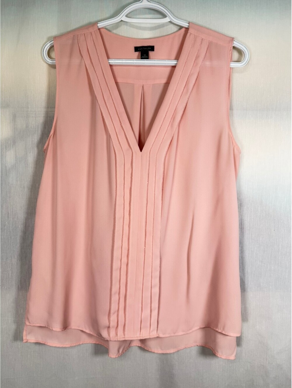 Ann Taylor Sleeveless Blush Pink Pleated Blouse Women's Medium